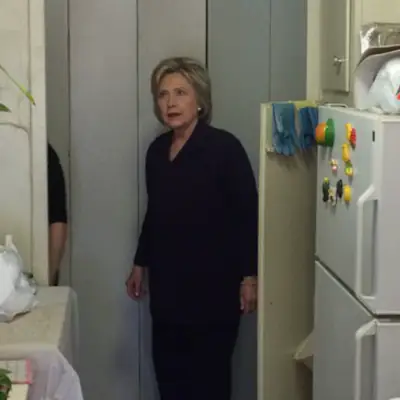 Hillary Clinton In An East Harlem Kitchen