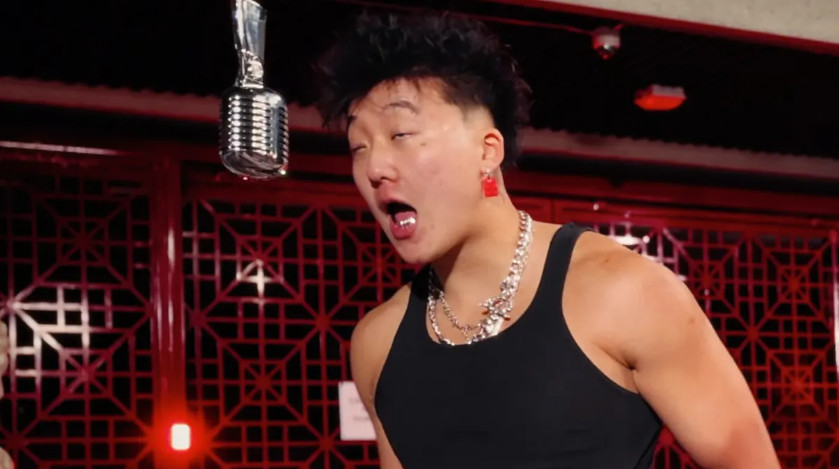 I Fuck So Much Pussy I Might Switch To Bussy