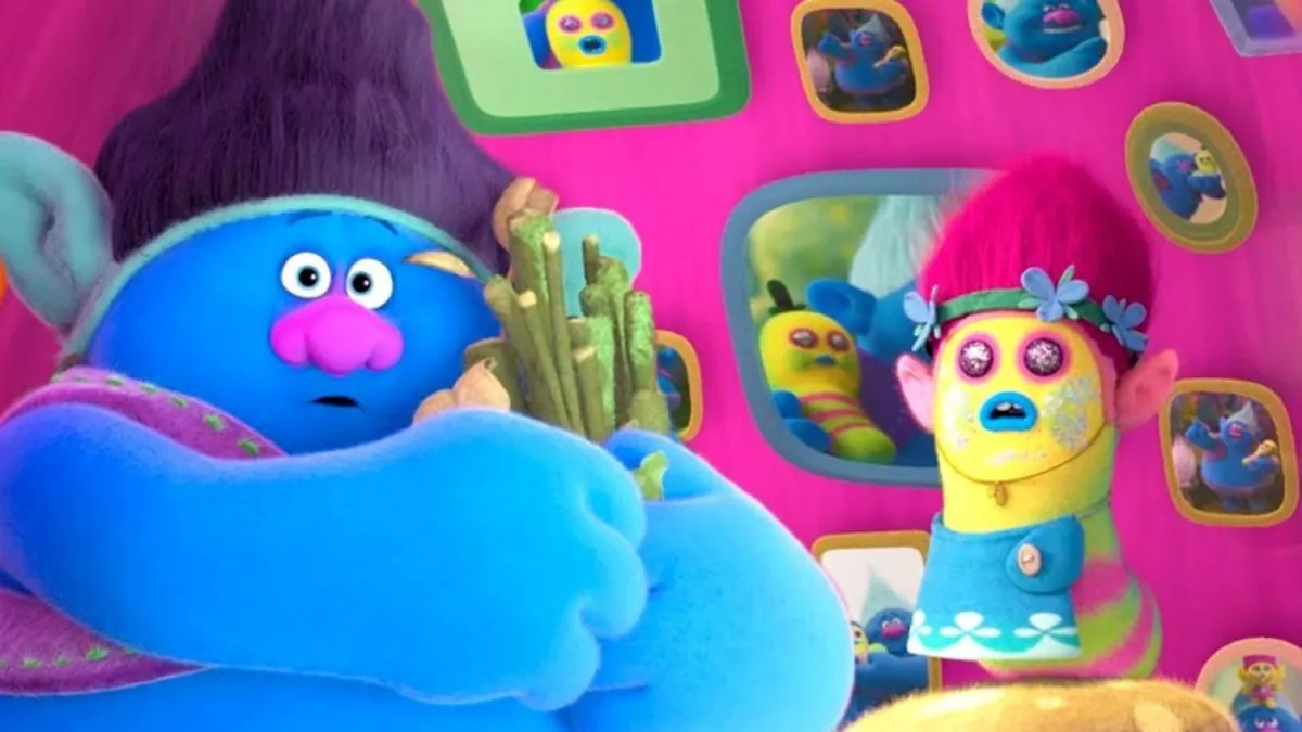 “I Told You We Needed More Glitter” / Trolls “Dress Up” Short