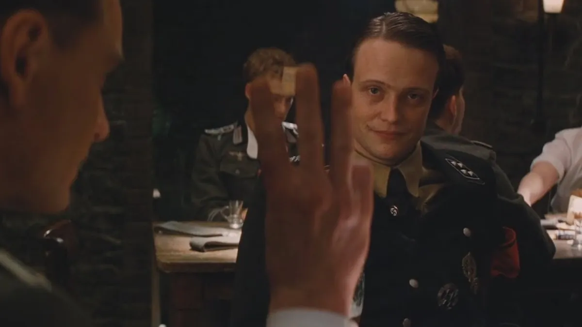 Major Hellstrom Sees Three Fingers