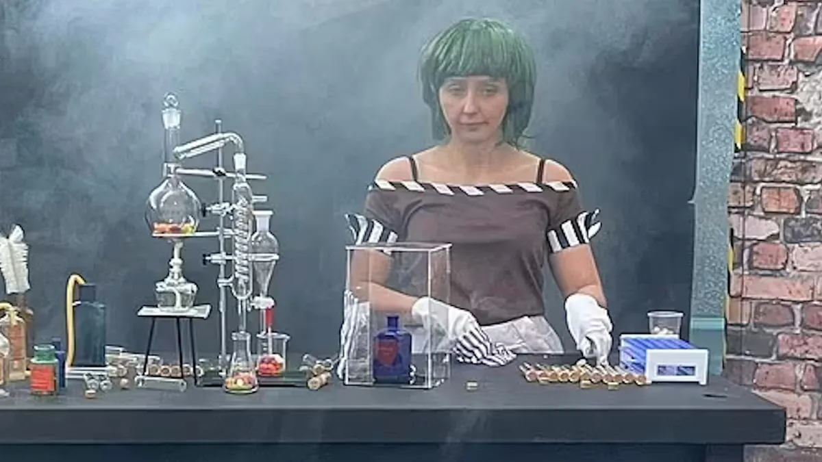 Oompa-Loompa Bartender